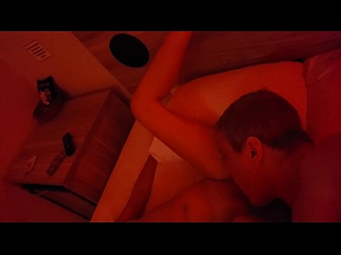 ❤️ Nyalogatja a nedves puncimat. ☑ Pornó videó at hu.dewporn.ru ❌❤